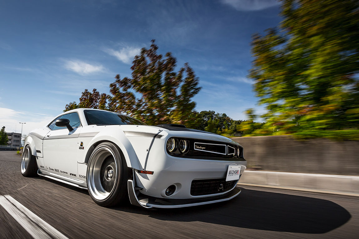 EDGE CUSTOMS Dodge Challenger R